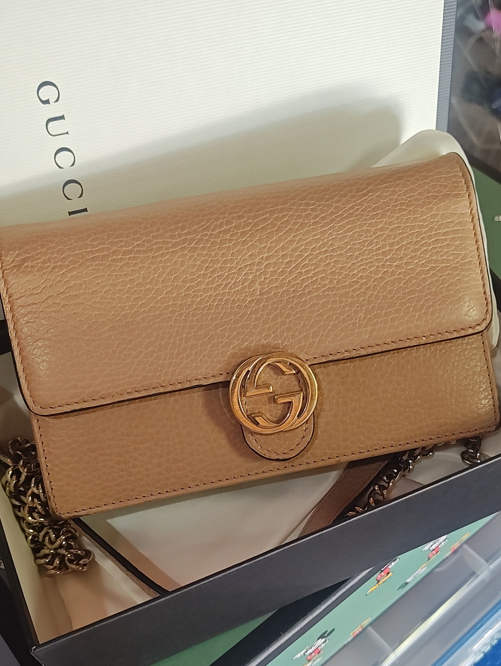 Gucci Interlocking G Wallet on Chain Beige Pebbled Leather WOC  Gently Used